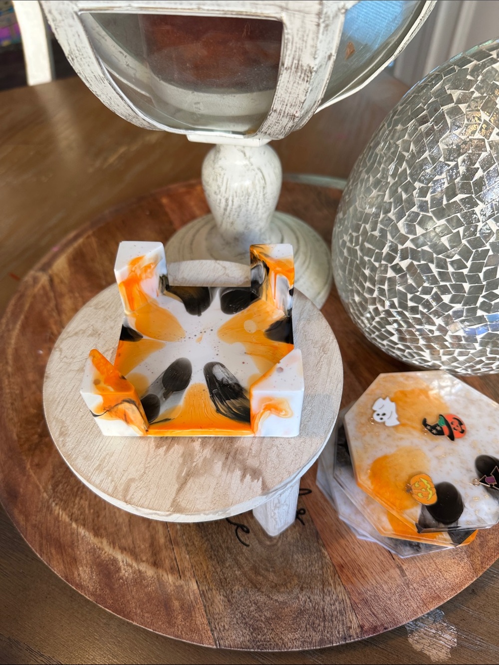 🎃Marbled 🎃Resin Coaster Set in Orange, Black & White - Picture 5 of 10